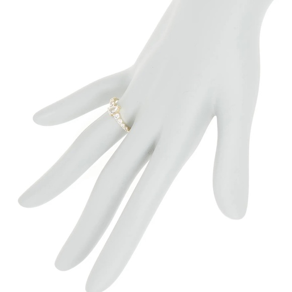 BEAUTIFUL ring! Pear-shaped cubic zirconia crystal in a white gold setting. New! - Picture 4 of 4